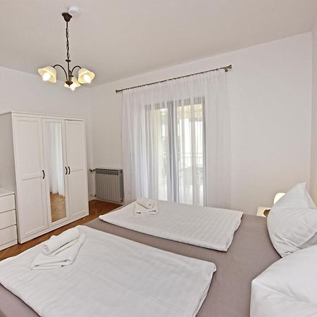 Apartments Mina Poreč Oda fotoğraf