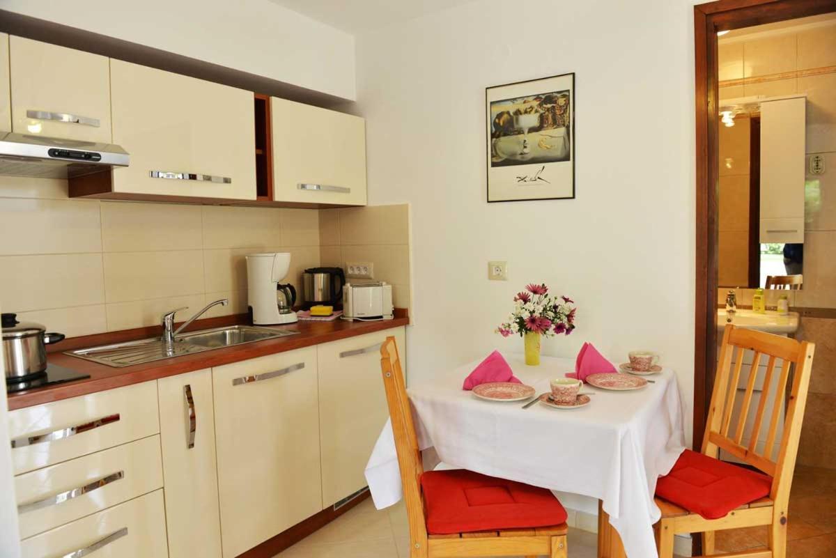 Apartments Mina Poreč Dış mekan fotoğraf