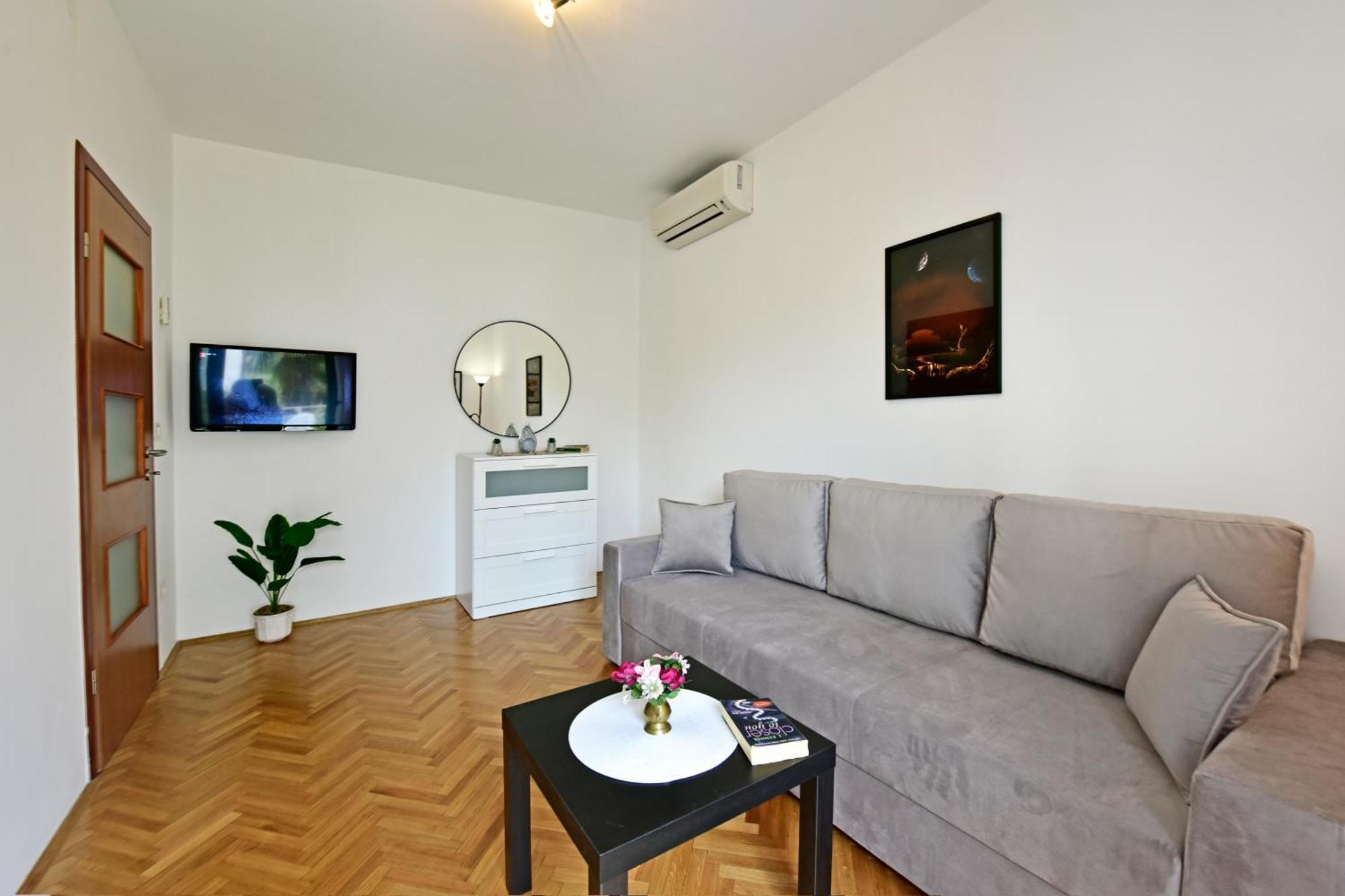 Apartments Mina Poreč Oda fotoğraf